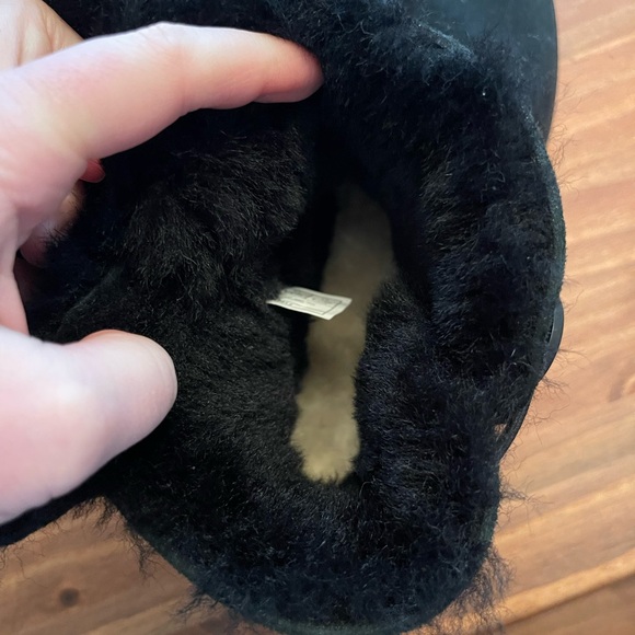 UGG mini Bailey button suede fur lined boot 8 - Picture 6 of 7